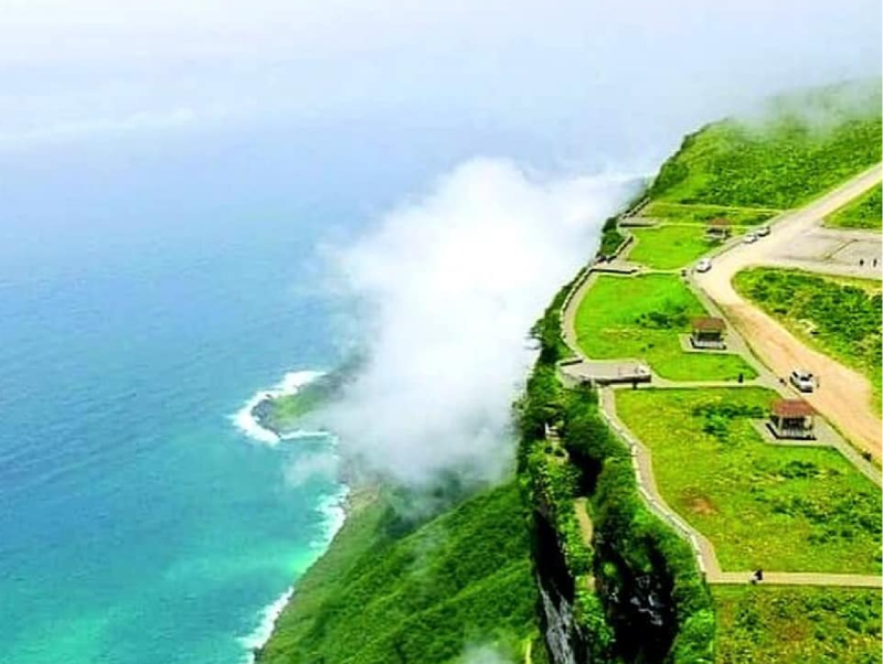 Salalah East West Trip