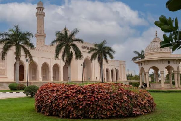 Salalah Oman City Tour: Sultan Qaboos Mosque, Al Baleed, Al Haffa Souq & Coconut Farms
